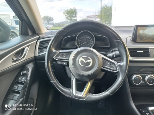Imagen 10 de 15 de Mazda 3 Sedan S 2017