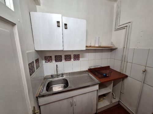 Se Arrienda Departamento 2d/1b/, 2do Piso_metro Irarrázaval