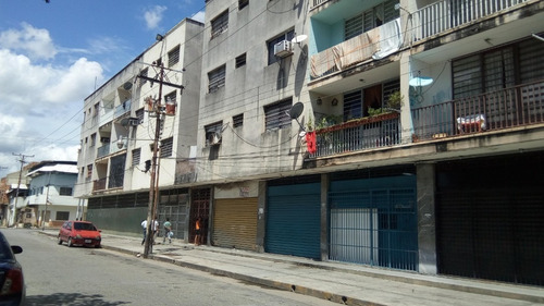 Imagen 3 de 7 de Alquiler Local Comercial Santa Rosa Valencia.