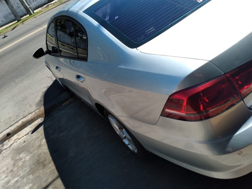 Imagen 6 de 14 de Volkswagen Passat 2012 1.8 Confort Tsi 160cv Permuto Financi
