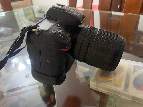  Nikon Kit D7200 + Lente 18-140mm Vr Dslr + 2bat + Cargador