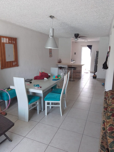 Casa En Las Gaviotas De 3 Recamaras R.a