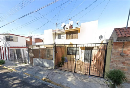 Casa En Venta En Ciudad Satélite, Puebla, Mr07.