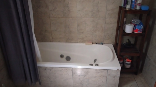 Imagen 8 de 22 de En Venta. Moderna Quinta Barrio Real De Junin, Provincia De Buenos Aires. Calle Los Nardos