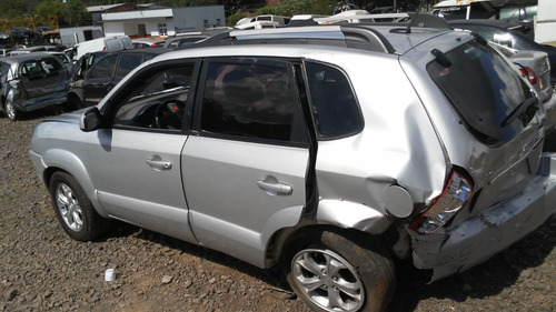 Imagem 2 de 14 de Sucata Hyundai Tucson Gls 2.0 2015 Flex - Rs Auto Peças