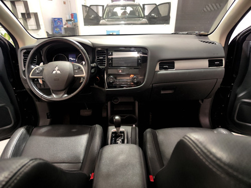 Mitsubishi Outlander 2.0 5p