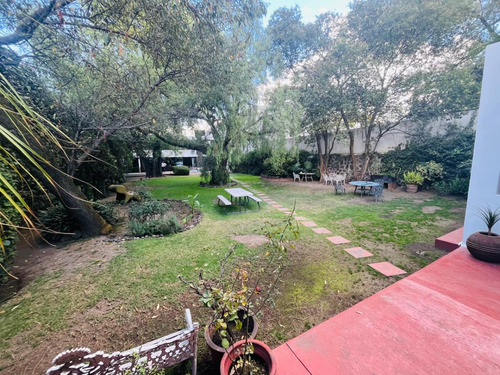 Terreno En Venta En Jardines Del Pedregal A Dos Cuadras De Plaza Artz