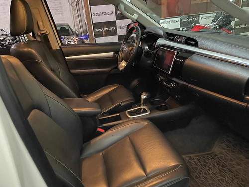Imagen 8 de 8 de Toyota Hilux 2018 2.8 Cd Srx 177cv 4x4 At