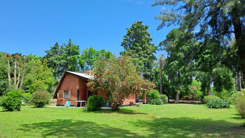 Casa En Venta - 2 Dormitorios 1 Baño - Cochera - 2470mts2 - Comarca Del Sol, Exaltación De La Cruz