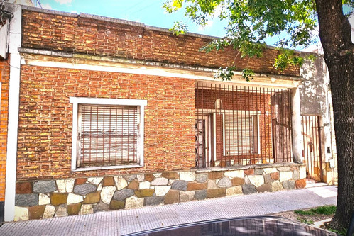 Casa A Reciclar O Terreno - Villa Del Parque