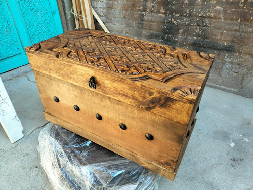 Caja Rustica De Madera Baúl Tallado