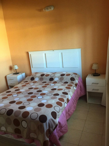 Duplex/casa Pinamar Calle Jason Alquiler