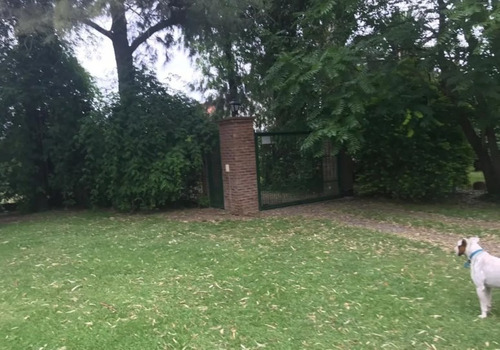 Casa De 3 Dormitorios, City Bell
