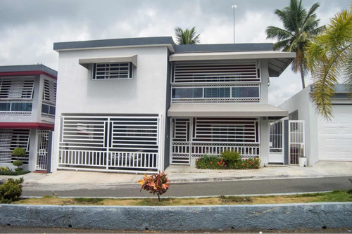 Imagen 2 de 14 de Casa De Dos Niveles Residencial Rubi