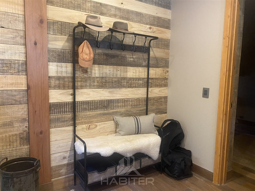 Casa En Venta De 4 Dorm. En Pucón