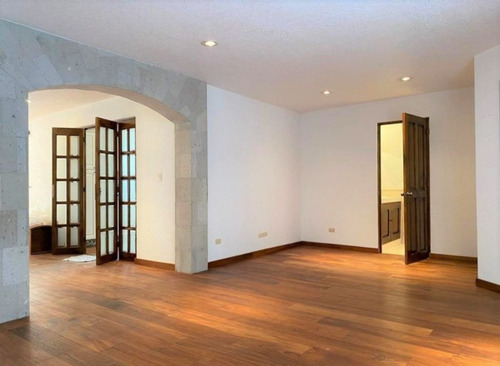 Imagen 1 de 10 de Hermosa Casa En Fraccionamiento Privado En Atizapan