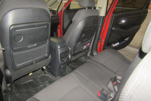 Imagen 14 de 15 de Kia Carens Suv Ex 2015