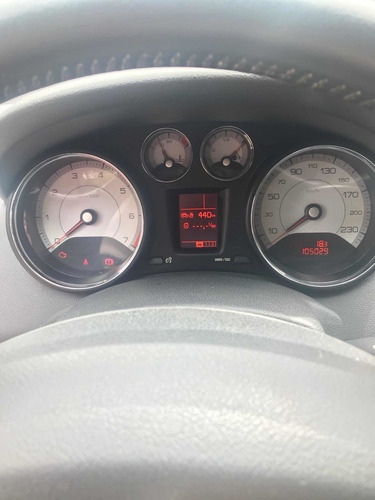 Peugeot 408 2.0 Allure Plus 143cv 2012