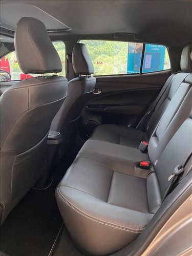 Imagem 14 de 14 de Yaris 1.5 16v Flex Xls Connect Multidrive