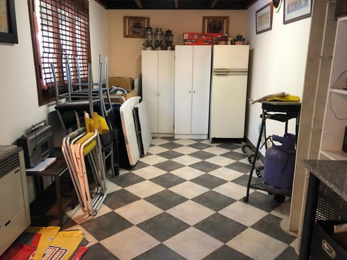 Casa 5 Amb Con Fondo Libre Y Pileta - La Mas Linda Del Barrio... Visitela !