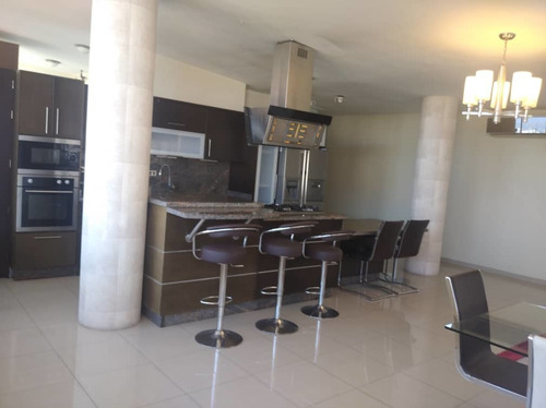 Imagen 10 de 14 de Armando Ortunio Sky Group Oportunidad Penthouse Res Sta Ana, Agua Blanca