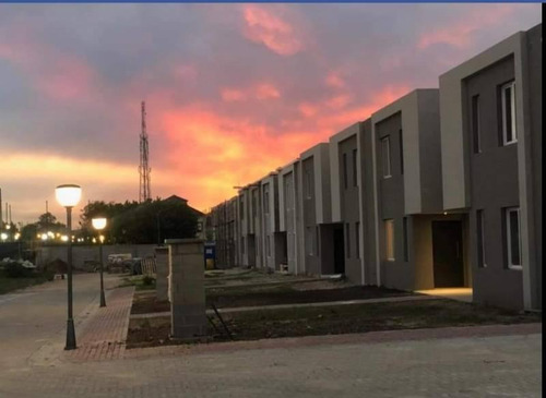 Imagen 25 de 30 de Tu Casa Al Precio De Un Departamento - Entrega Inmediata