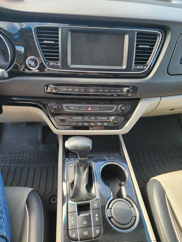 Kia Grand Carnival Ex 2.2 Dsl Full