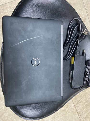 Laptop Dell Latitude E7270 Core I5, 8gb Ram, Cámara, Ssd (Usado)