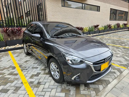 Mazda 2 Touring
