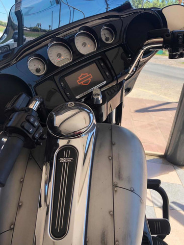 Harley Davidson Street Glide Special