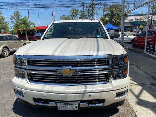 Imagen 10 de 13 de Chevrolet Cheyenne 2500 High Country Ltz Piel Qc 2015