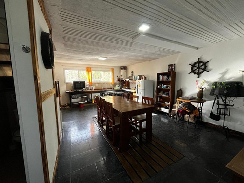 Venta De Casa + Monoambiente En La Caleta