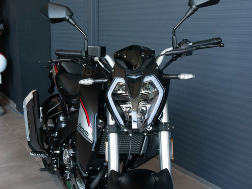 Imagen 24 de 25 de Benelli 180s - No Bajaj Ns200, No Honda Cb 190!