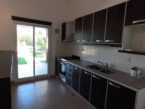 Venta 3 Dorm - Pileta - Lote Interno - Santa Teresa