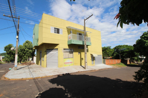 Vende Salão Comercial Com Amplo Apartamento De Sobre Loja - 1650