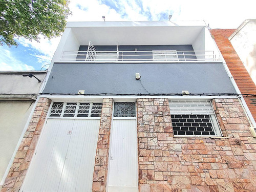 Casa En Venta 4 Dormitorios Padron Unico Garage La Comercial