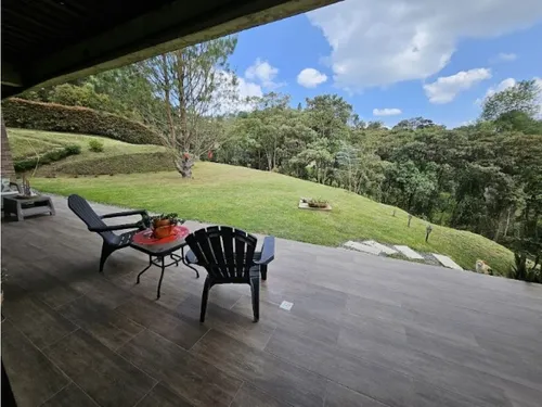 Rhbr-14053 (casa Campestre) 2 Niveles (envigado,alto De Las Palmas)