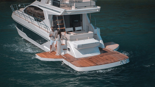 Imagem 4 de 9 de Sedna 54 Fly 2021 2 X Volvo Ips 800 Hp Diesel 189 Hrs