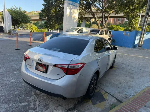 Toyota Corolla 2016 Automático