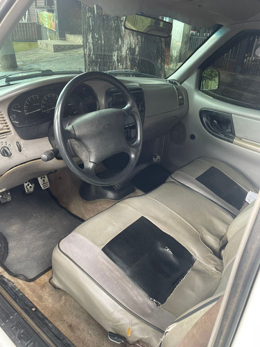 Ford Ranger 4.0 Xlt 6 4x2 2p