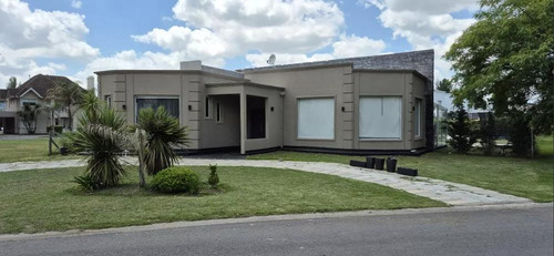 Casa En Alquiler San Eliseo Golf San Vicente