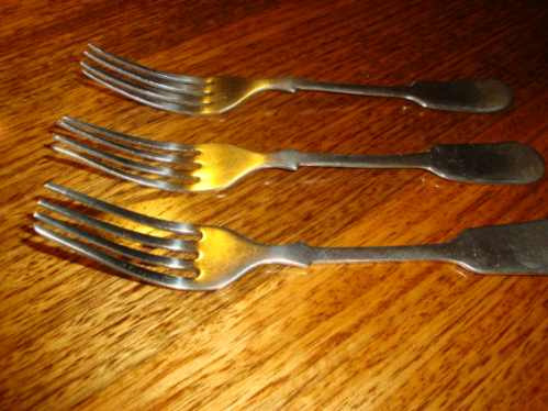 Set 3 Tenedores  Decada Del '60,usados.buen Estado...