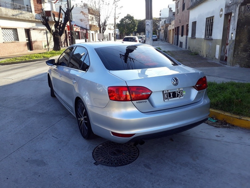 Volkswagen Vento 2.0 Advance 115cv 2011
