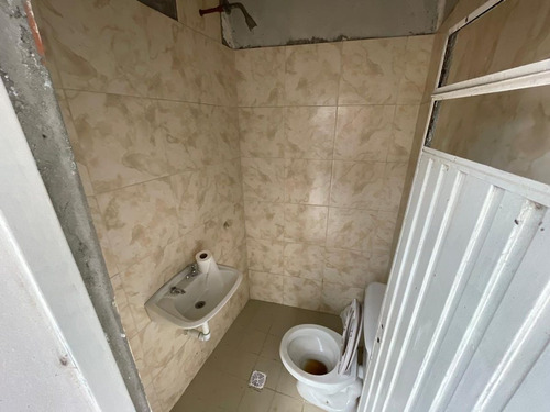 Casa En Venta - Barrio Jorge Newbery