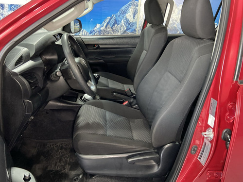 Toyota Hilux Srv 4x4 Lxxt72