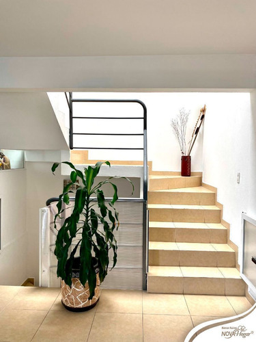 Casa En Venta, Con 4 Recámaras En Xochimilco, San Lorenzo La Cebada