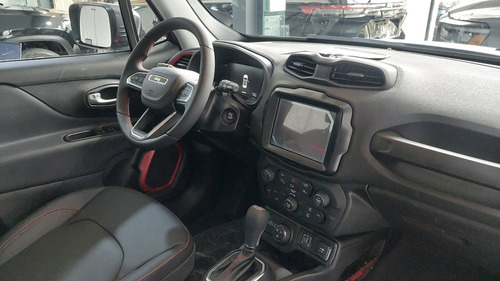 Jeep Renegade 1.3 Trailhawk At9 4X4
