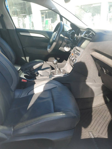 Imagen 10 de 13 de Citroën C4 Lounge 1.6i Thp Feel Pack Manual