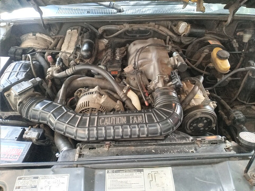 Ford Explorer 4.0 Xlt 4x4 At