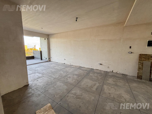 Venta Departamento 3 Ambientes Con Patio Parque Chacabuco